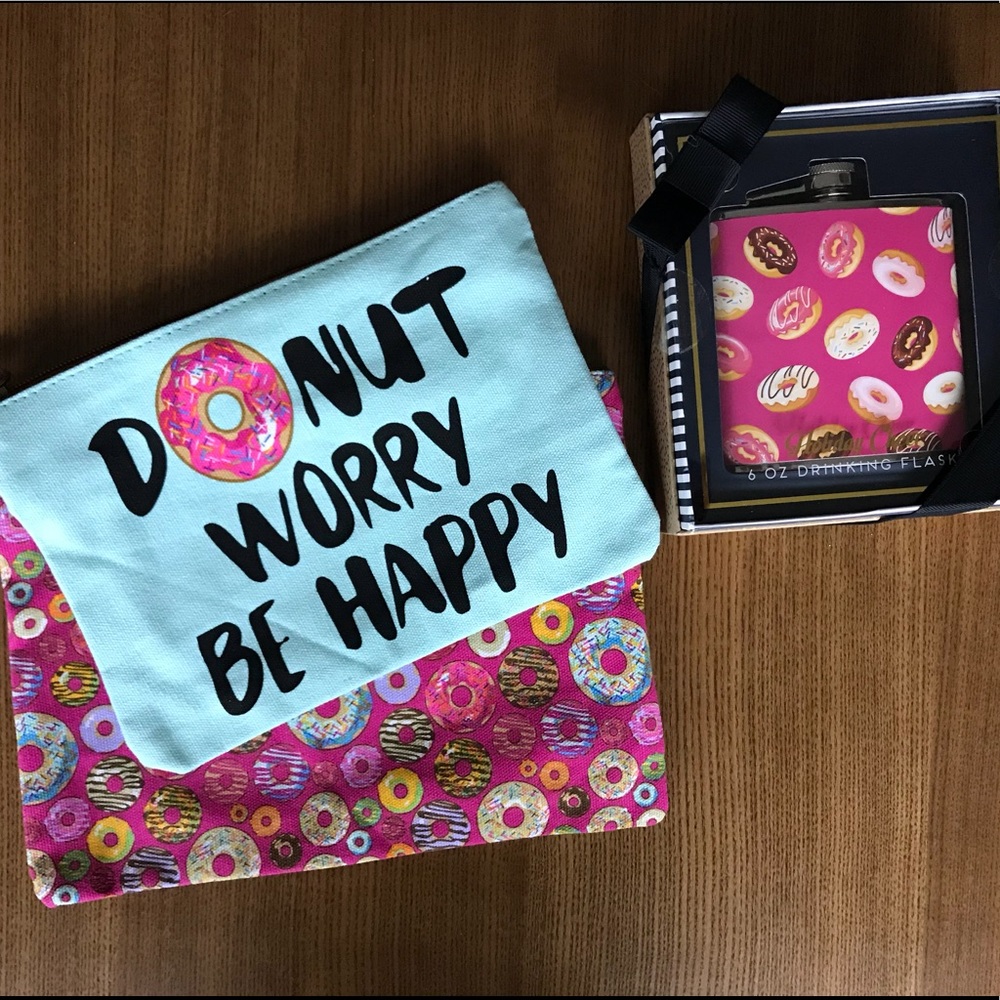 Donut bag set and flask